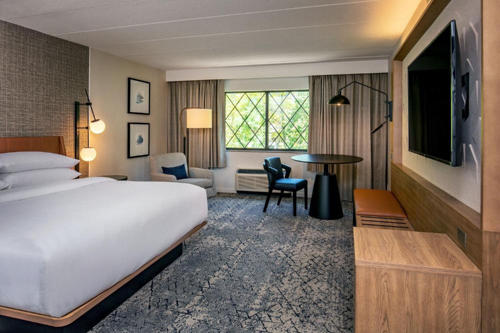 Traditional King Room interior